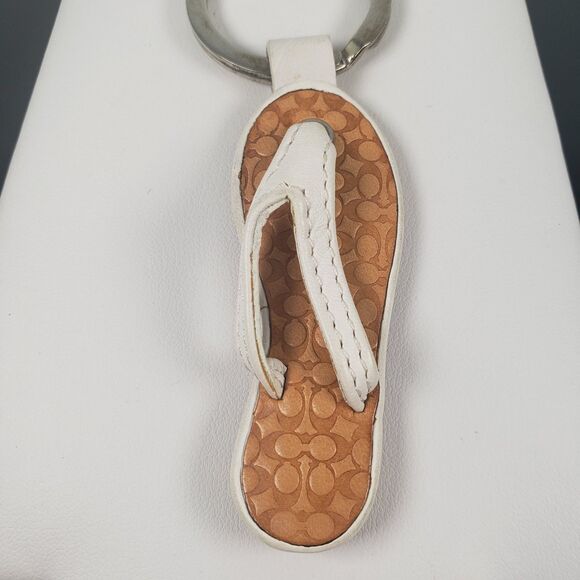 Vintage Coach White Brown Thong Flip Flop Keyfob Beach Sandal Keychain Charm - Picture 3 of 10